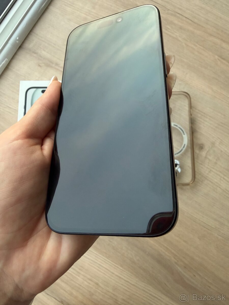 Apple IPhone 15 128 GB Čierny