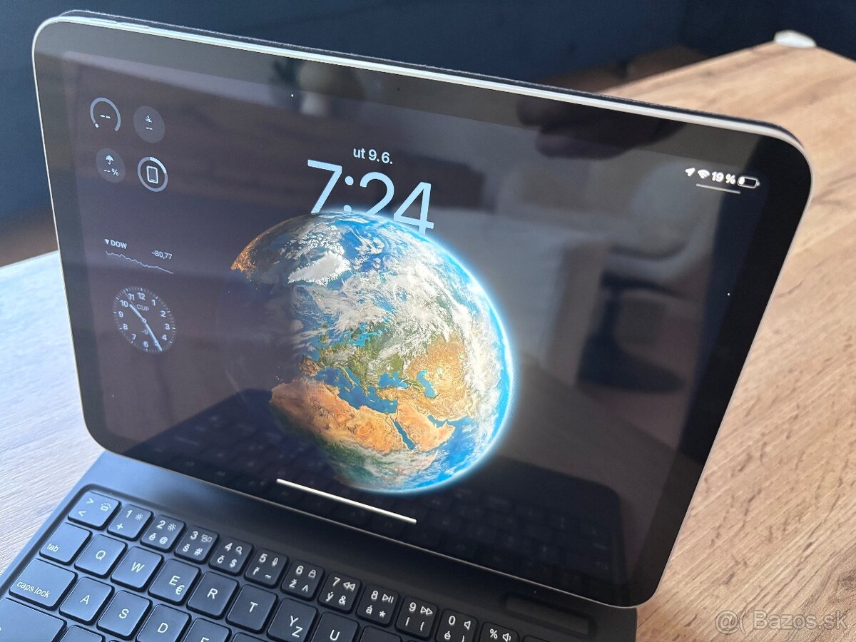 iPad 11” (2025) 128GB Strieborný – NOVÝ + klávesnica