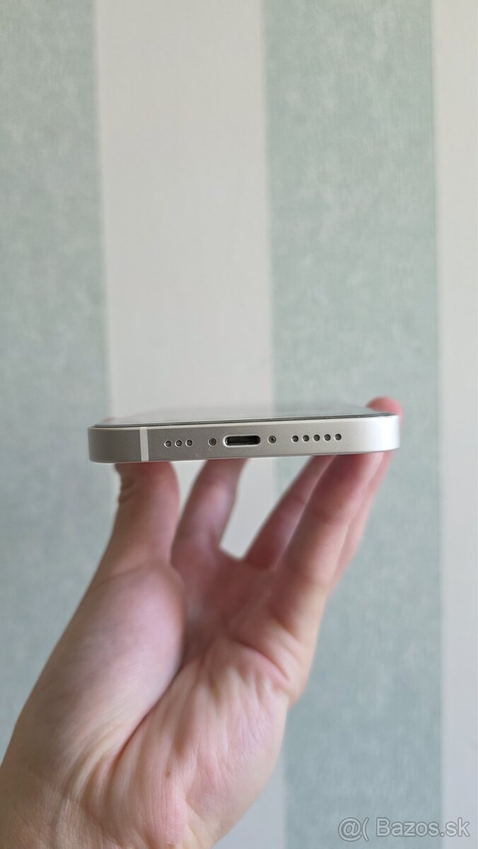 iPhone 14 – hviezdne biely, odhlasený iCloud, FaceID funkčné