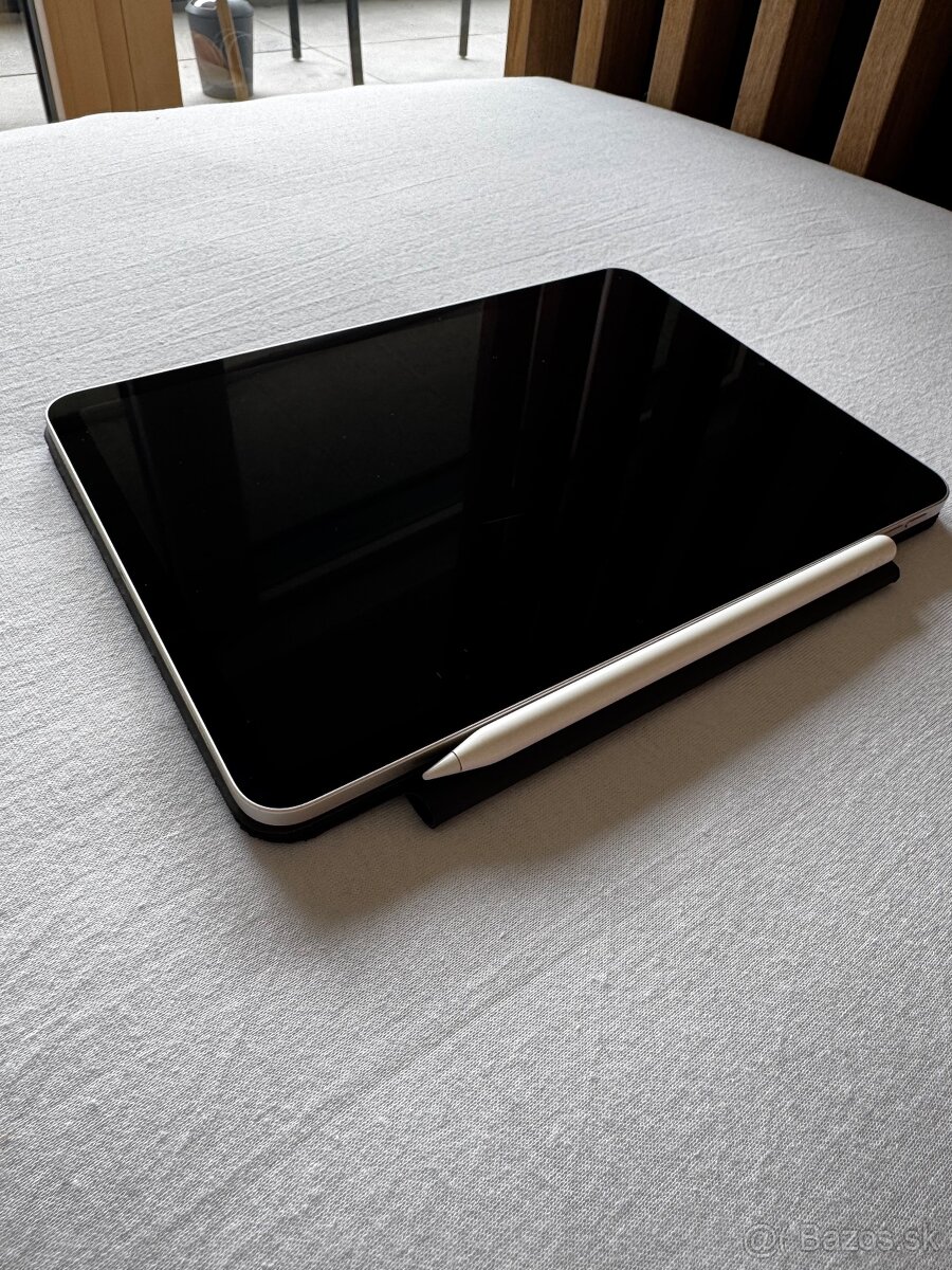 Apple iPad Air 5