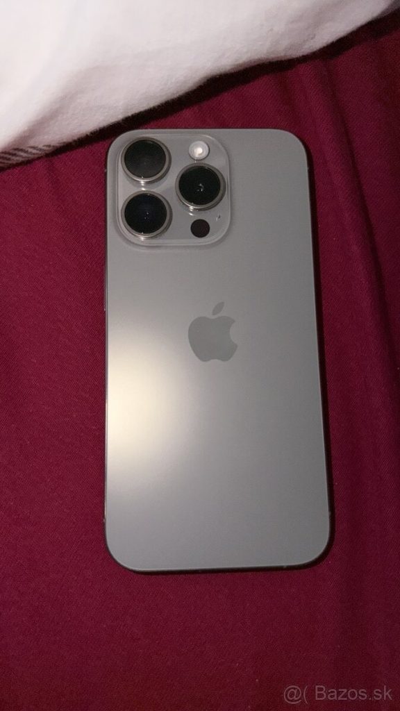 Apple iPhone 15pro 256GB Béžový