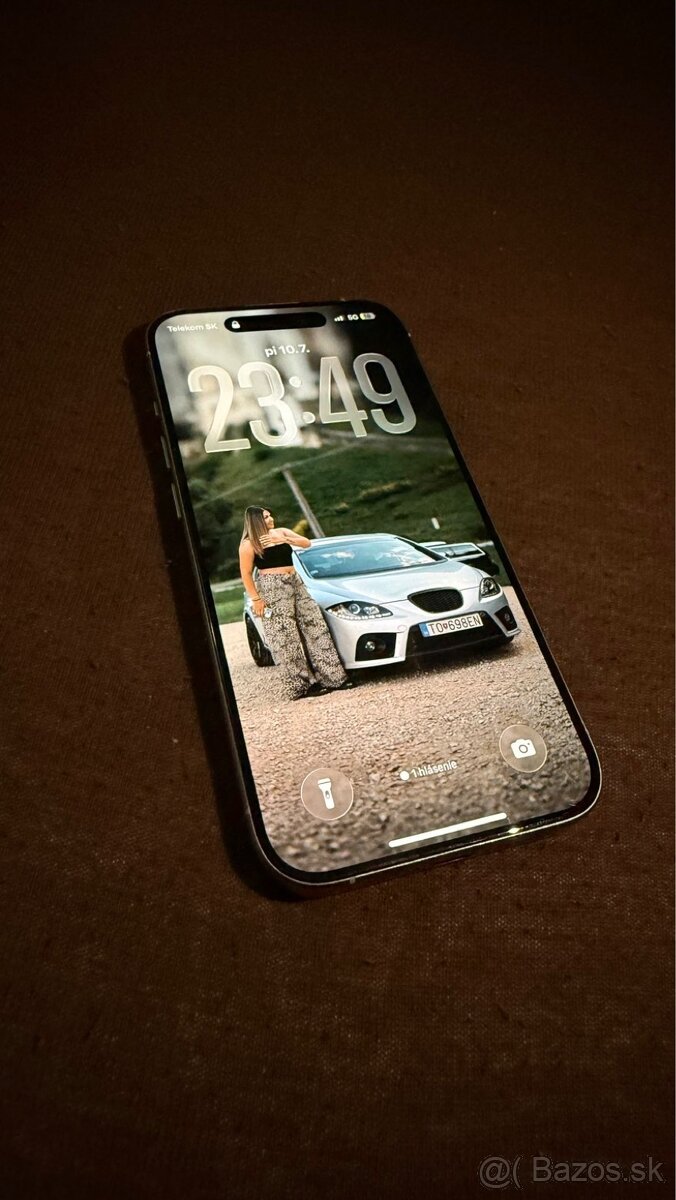 Predám iPhone 15 Pro