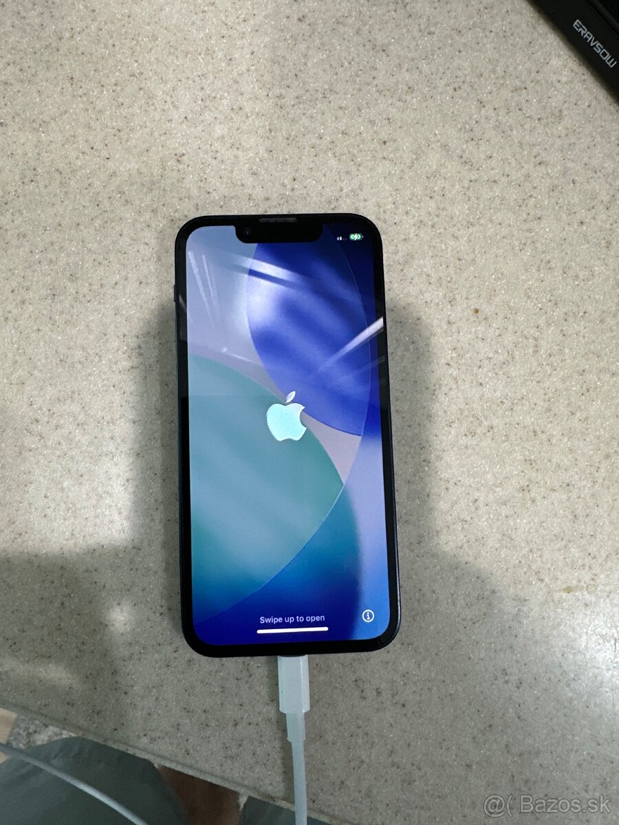 TOP iPhone 13 mini aj s prislušenstvom, 100%