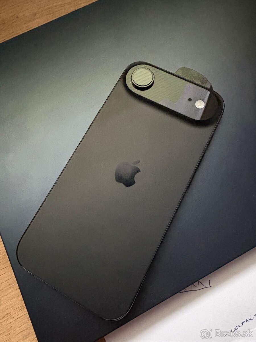 Predám iPhone 17 Pro 256 GB – Cosmic Orange