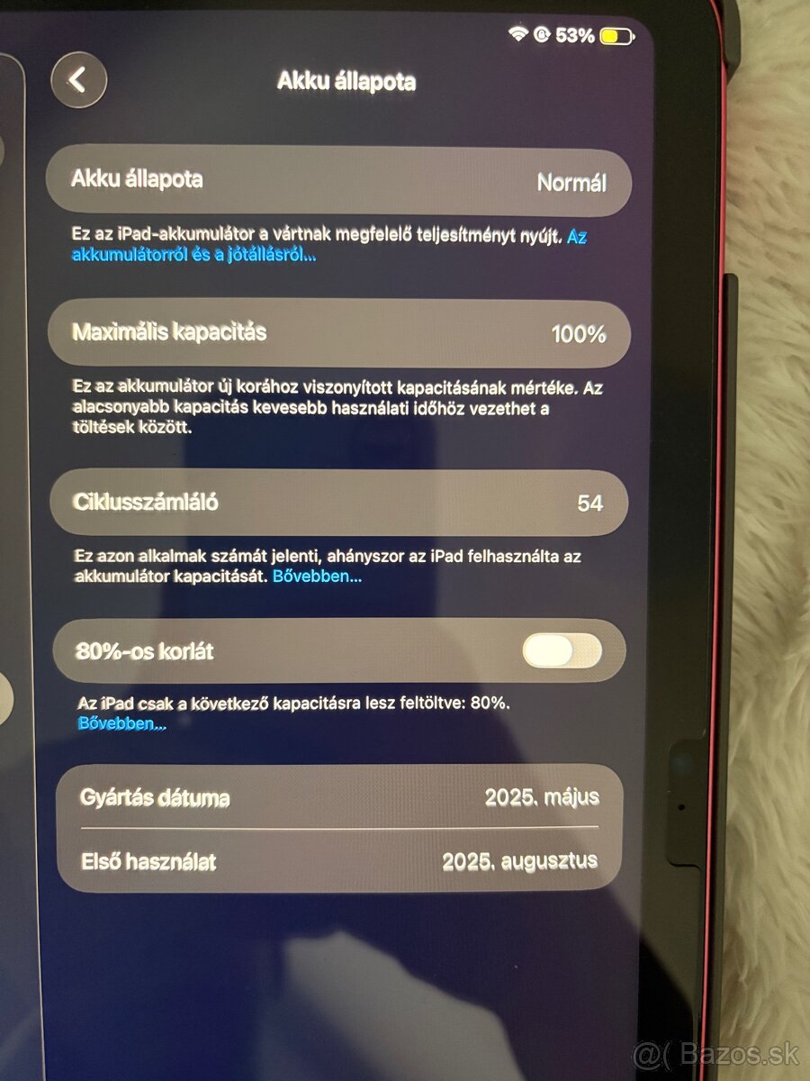Apple iPad 11” (2025) Wi-Fi 128GB – ružový + klávesnica