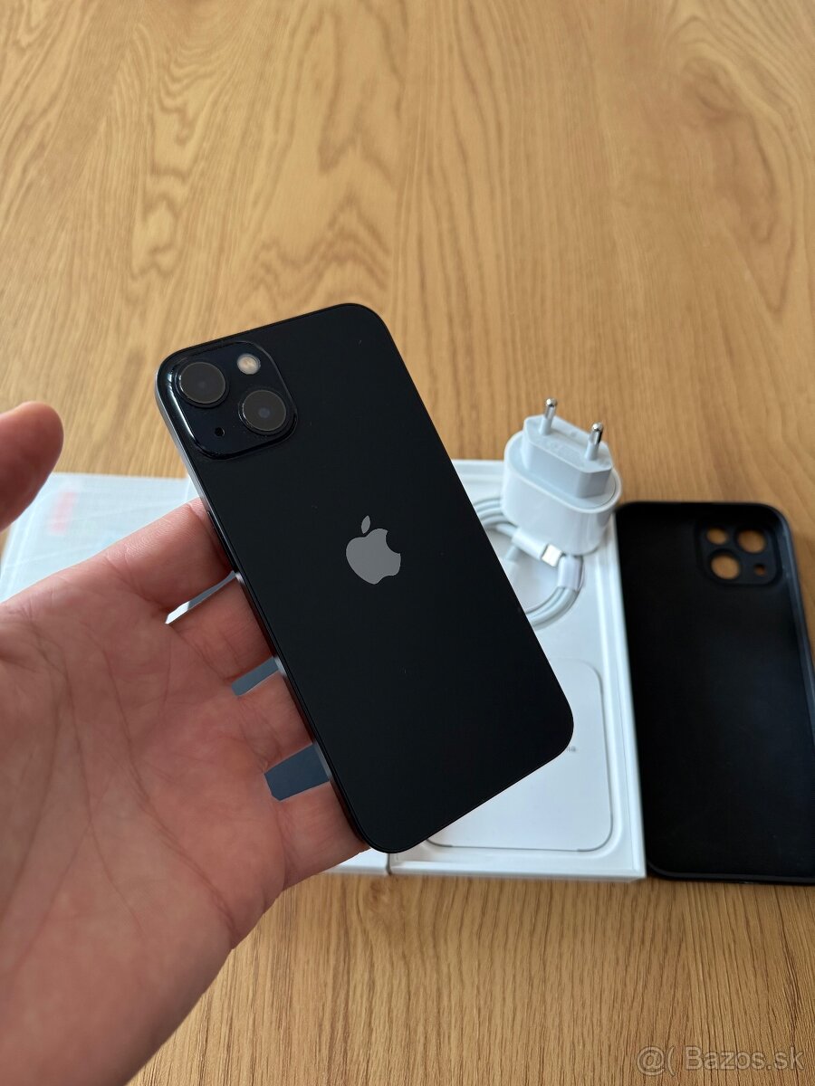 iPhone 13 128 gb Midnight – komplet príslušenstvo, zaruka