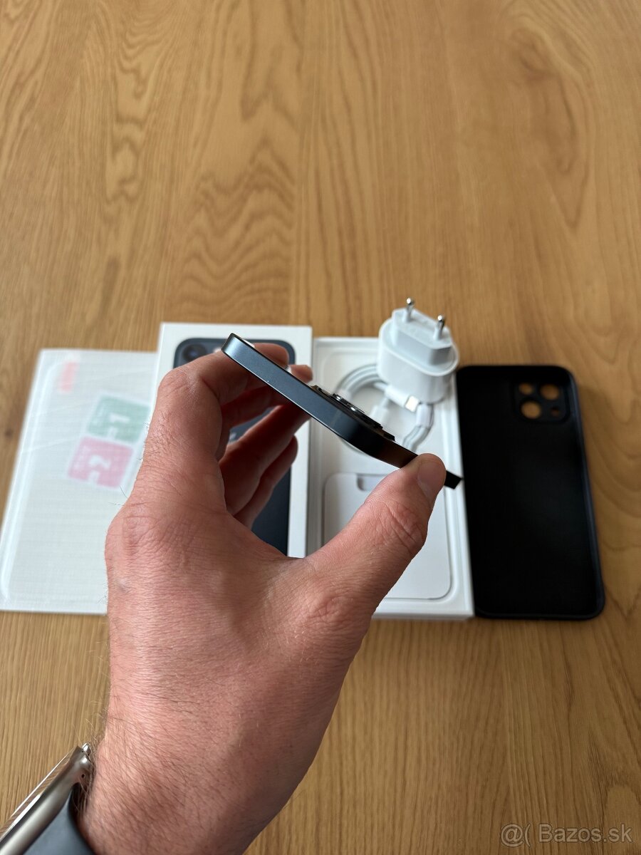 iPhone 13 128 gb Midnight – komplet príslušenstvo, zaruka