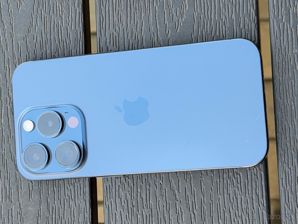 Predám iPhone 15 pro Modrý 128 GB