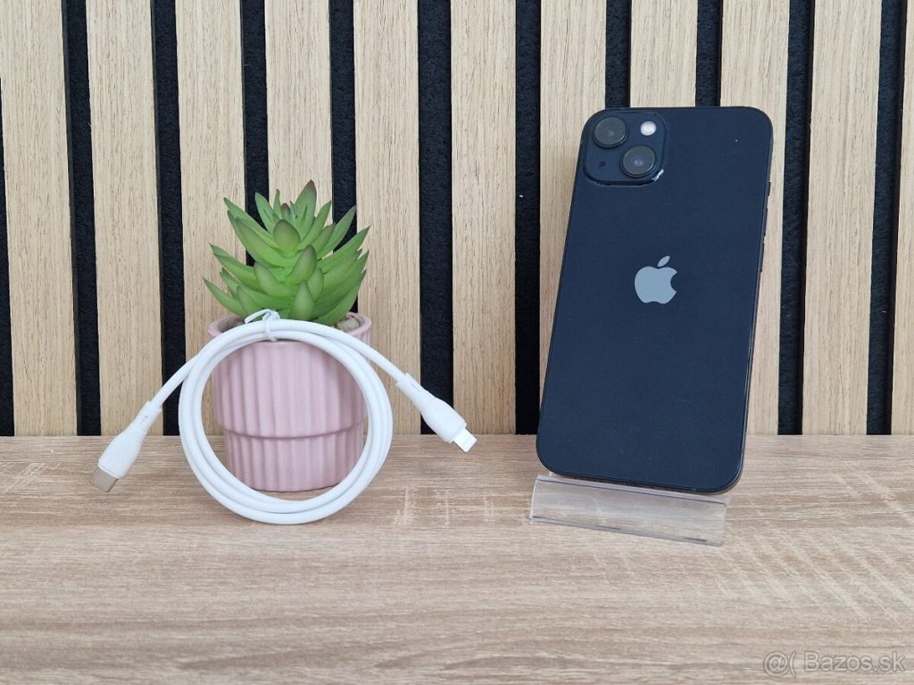 Apple iPhone 13 128GB Čierny
