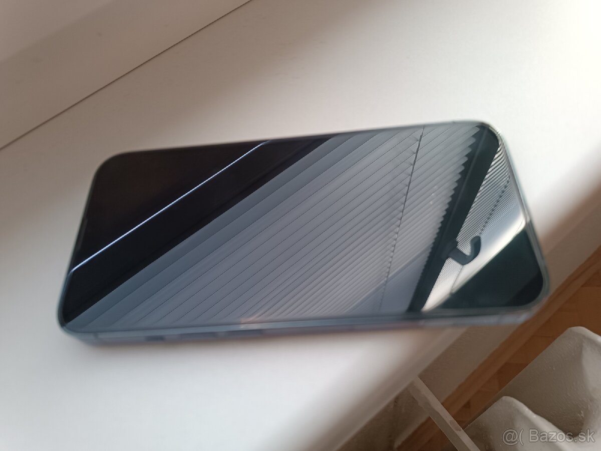 Predám IPhone 16 black 128gb záruka do 11/26