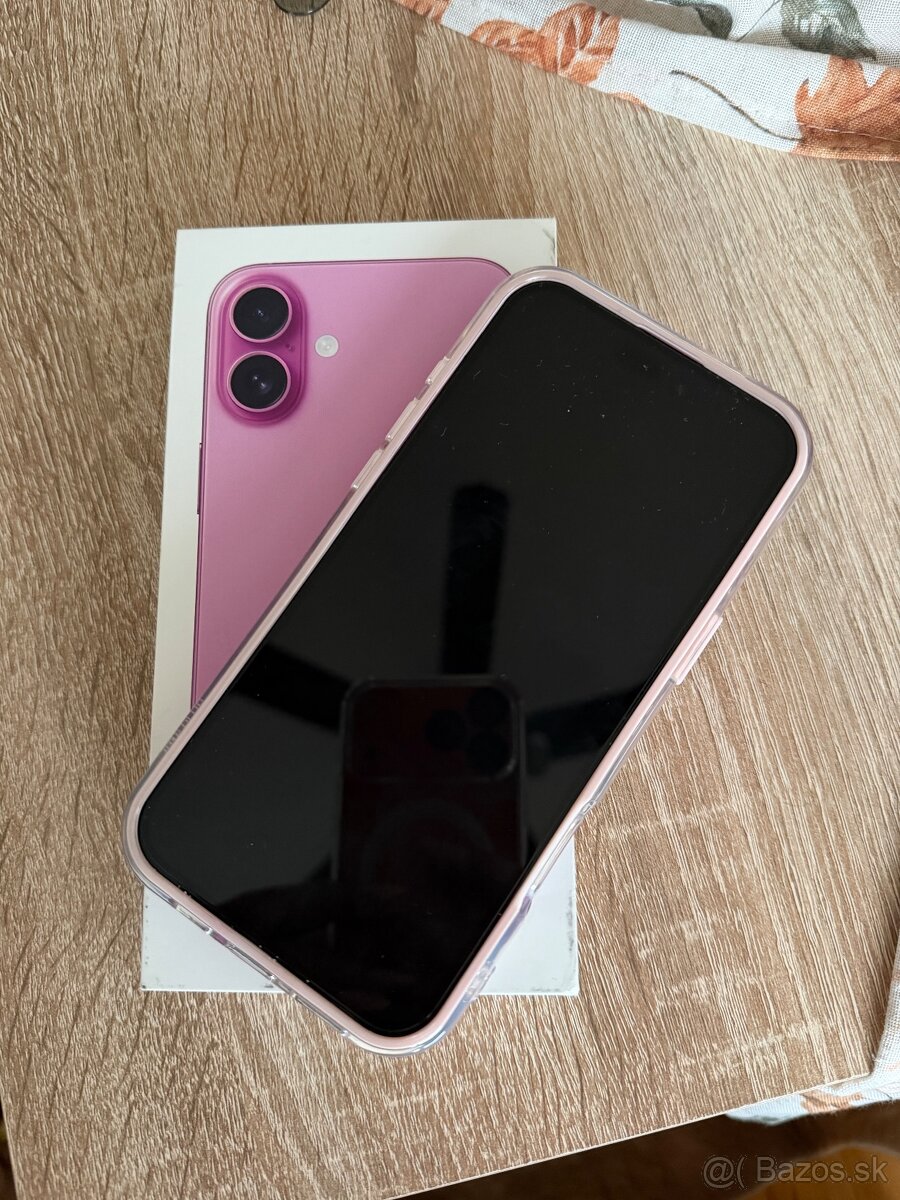 iPhone 16 Plus