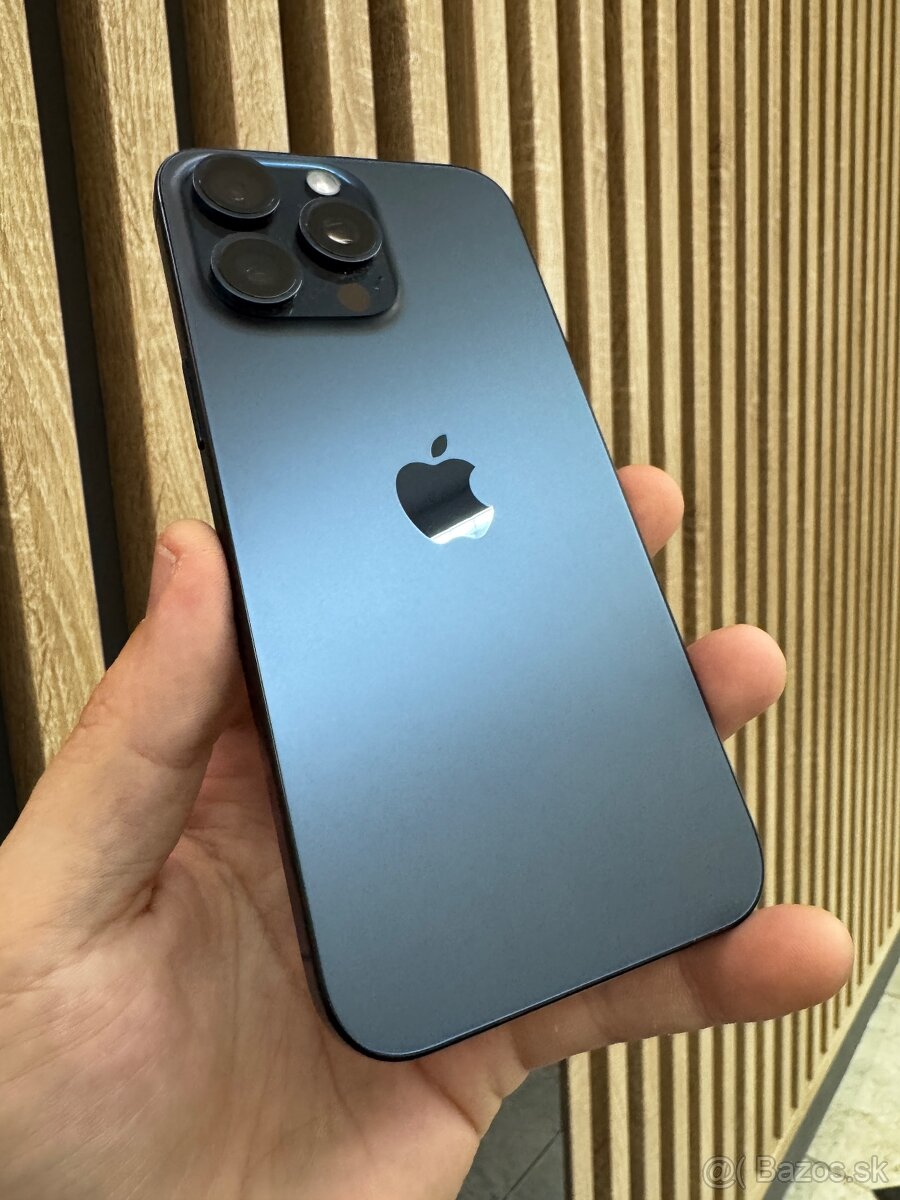 iPhone 15 Pro Max Blue