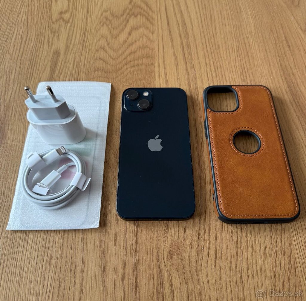 iPhone 13 Midnight 128gb v záruke + príslušenstvo