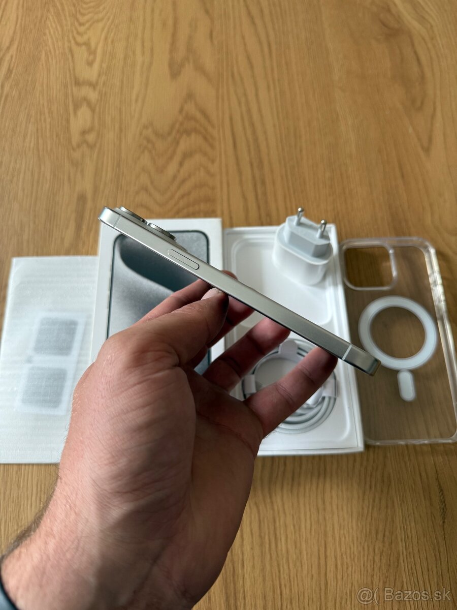 iPhone 15 Pro Max 256 gb White Titanium v záruke