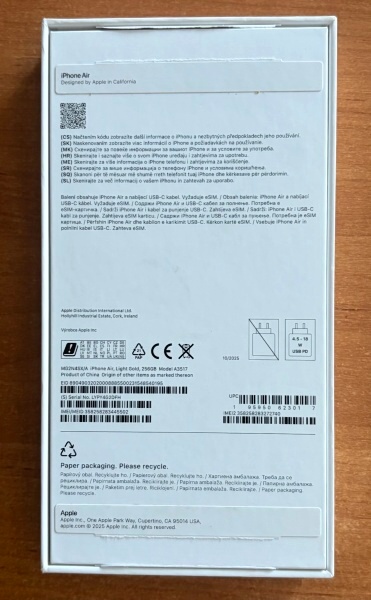 iPhone 17 Air 256GB Light Gold