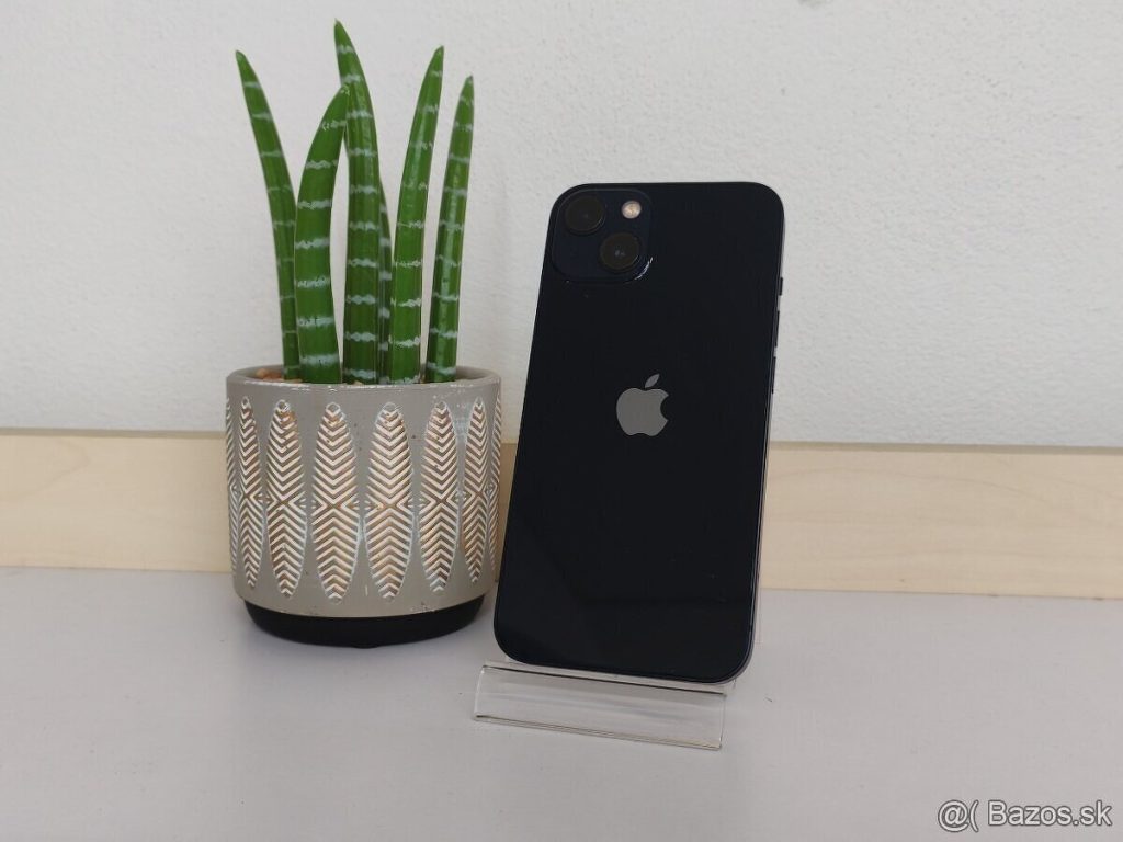 Apple iPhone 13 128GB čierny