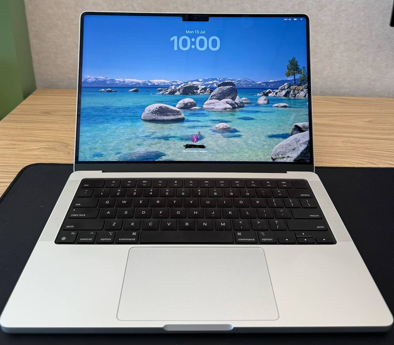 MacBook Pro 14″ M4 • 24GB RAM • 512GB SSD • Silver